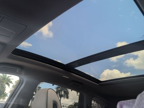 Used 2022 Acura MDX SH-AWD w/ Advance Package image 22