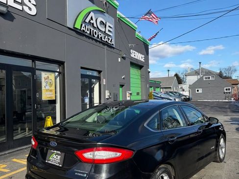 Used 2015 Ford Fusion Titanium image 6