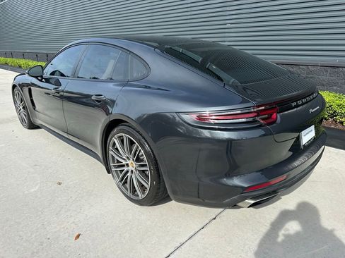 Used 2018 Porsche Panamera image 3
