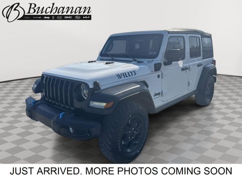 Used 2023 Jeep Wrangler Unlimited w/ Cold Weather Group image 1