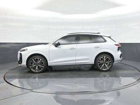 New 2026 Audi Q3 quattro 2.0T AWD/4WD image 4