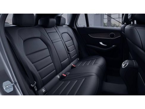 Certified 2022 Mercedes-Benz GLC 300 4MATIC image 5