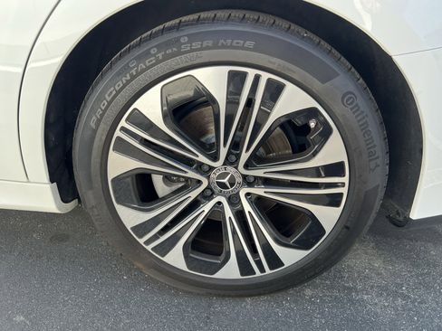 Certified 2025 Mercedes-Benz E 350 4MATIC Sedan image 13