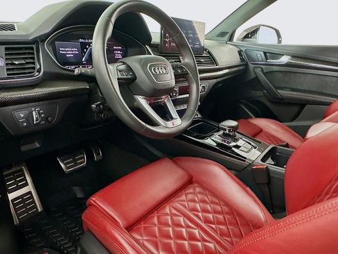 Used 2023 Audi SQ5 Premium Plus w/ Premium Plus Package image 7