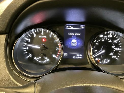 Used 2018 Nissan Rogue Sport S AWD/4WD image 2