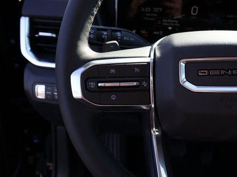 New 2026 GMC Terrain Denali w/ LPO, Black Badging Package image 31