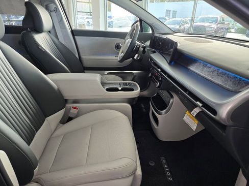 New 2026 Hyundai Ioniq 9 Calligraphy image 35