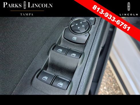 Used 2020 Ford Fusion SE image 15