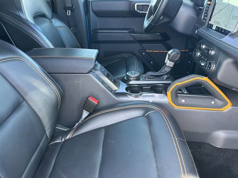 Used 2024 Ford Bronco Badlands image 22