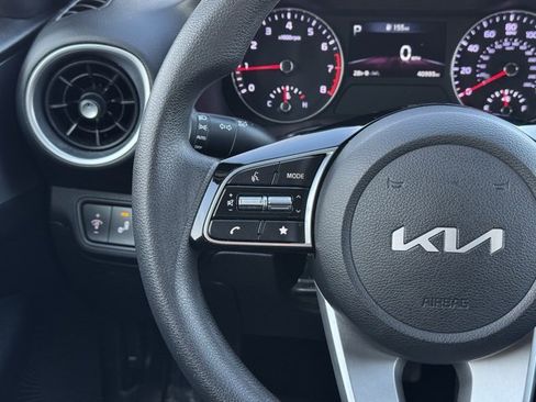 Used 2023 Kia Forte LXS w/ LXS Technology Package image 23