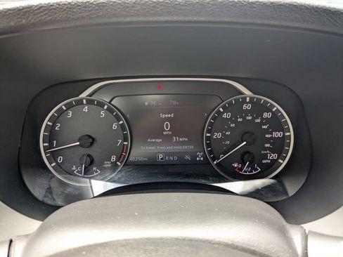 Used 2024 Nissan Frontier SL AWD/4WD image 15