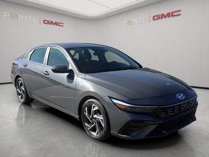 Used 2025 Hyundai Elantra SEL