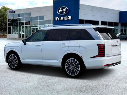 New 2026 Hyundai Palisade Calligraphy FWD image 4