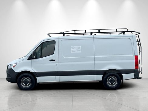 Used 2023 Mercedes-Benz Sprinter 1500 image 2