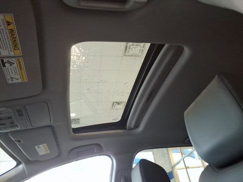 Used 2022 Honda CR-V Touring image 49