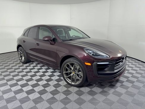 Certified 2024 Porsche Macan GTS AWD/4WD image 7