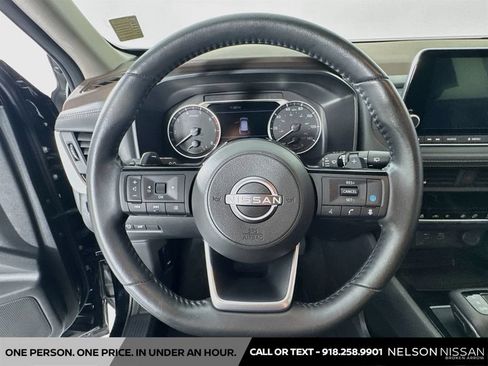 Certified 2023 Nissan Rogue SV w/ SV Premium B Package AWD/4WD image 11