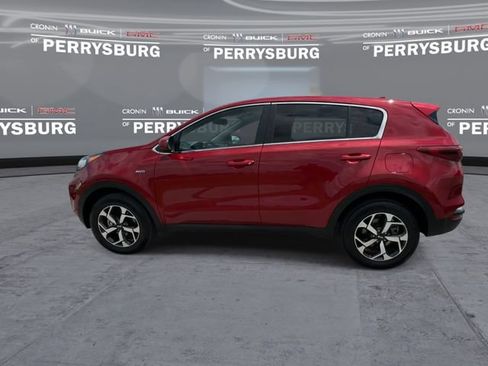 Used 2022 Kia Sportage LX AWD/4WD image 5