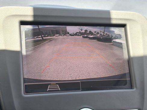Used 2023 Chevrolet Equinox LS w/ Driver Confidence II Package FWD image 20