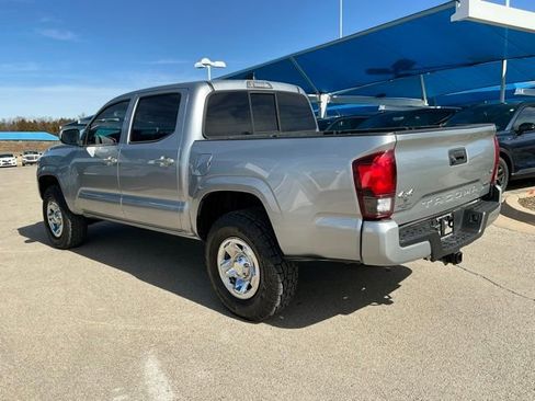 Used 2023 Toyota Tacoma SR AWD/4WD image 4