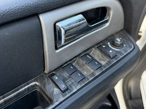 Used 2017 Ford Expedition EL Limited image 9