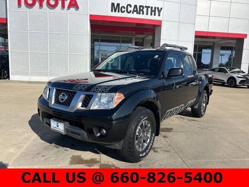 Used 2020 Nissan Frontier PRO-4X w/ Pro-4x Utility Package image 2