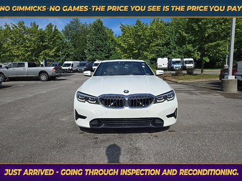 Used 2021 BMW 330i Sedan w/ Convenience Package RWD image 2