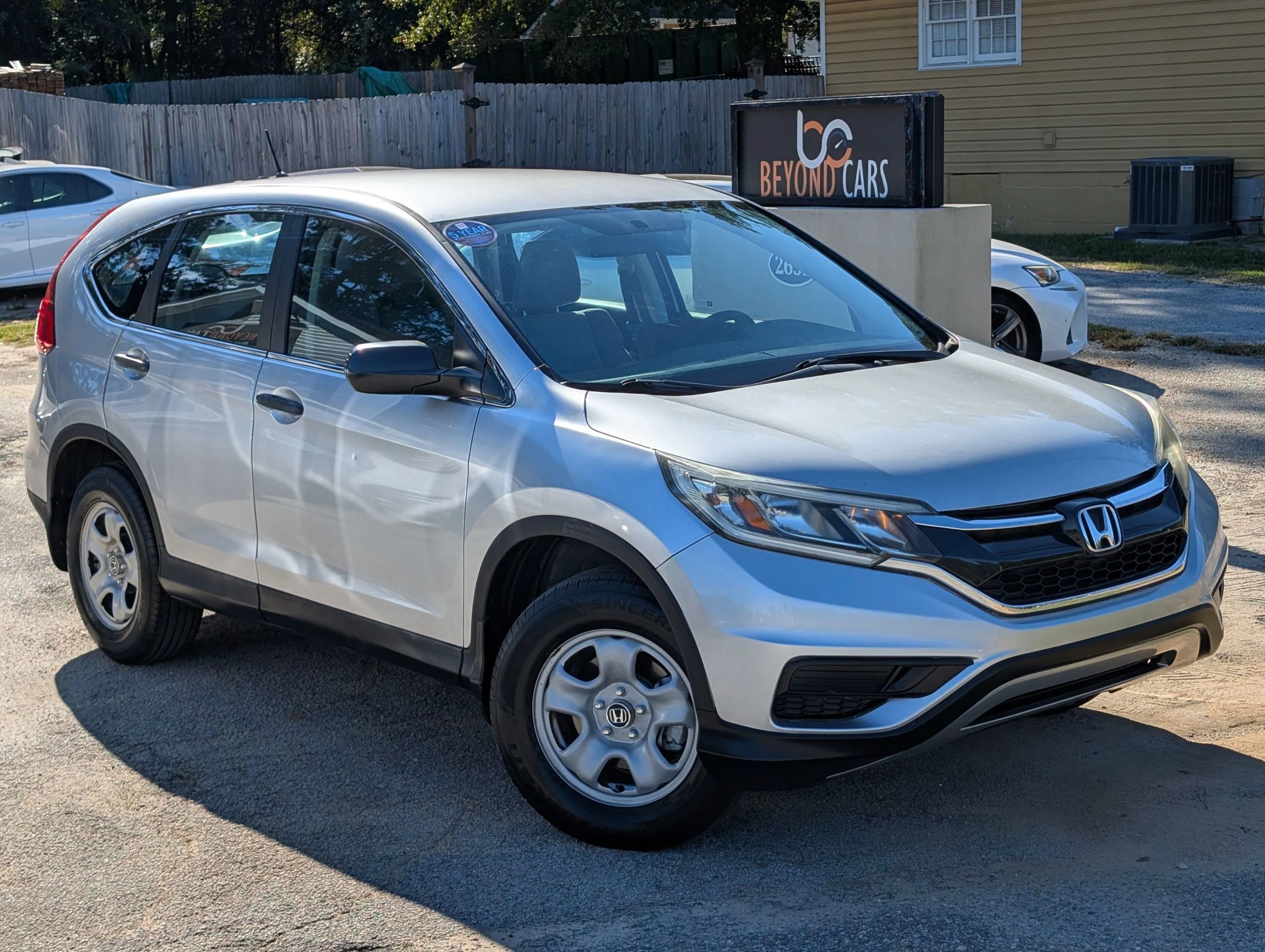 Used 2016 Honda CR-V LX image 1