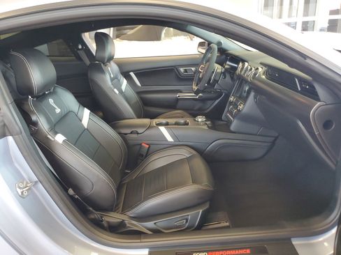 Used 2022 Ford Mustang Shelby GT500 RWD image 9