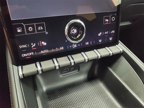 New 2026 GMC Terrain Elevation w/ Elevation Premium Package image 22