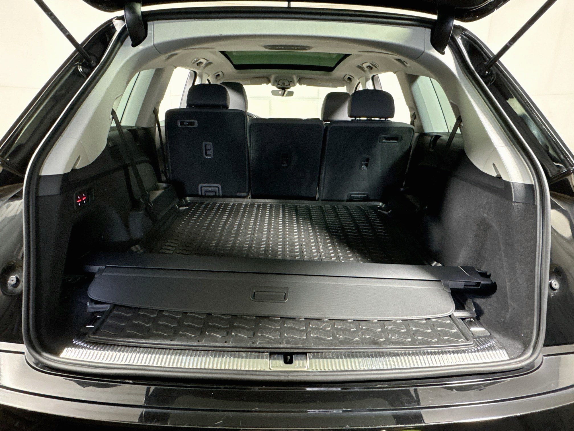 Used 2022 Audi Q7 3.0T Premium Plus AWD/4WD image 28