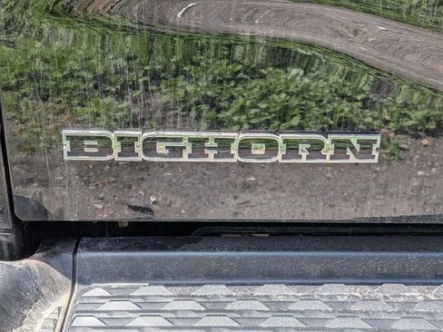 Used 2022 RAM 2500 Big Horn w/ Level C Equiment Group AWD/4WD image 10
