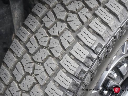 Used 2023 Ford F350 Lariat w/ Lariat Ultimate Package AWD/4WD image 14