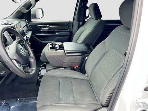 Used 2025 RAM 1500 Big Horn AWD/4WD image 17