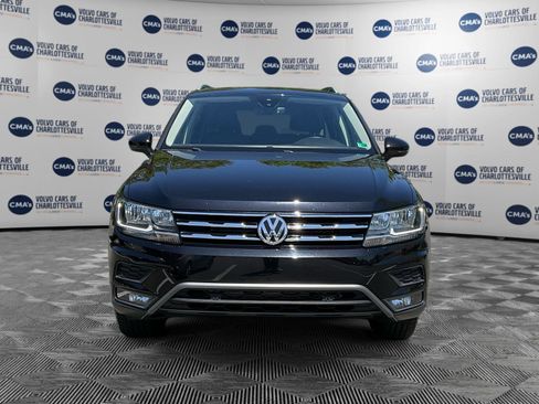 Used 2020 Volkswagen Tiguan SEL AWD/4WD image 8