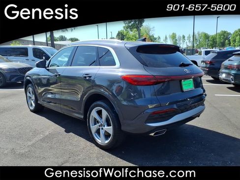 Used 2025 Audi Q5 Premium Plus w/ Premium Plus AWD/4WD image 3