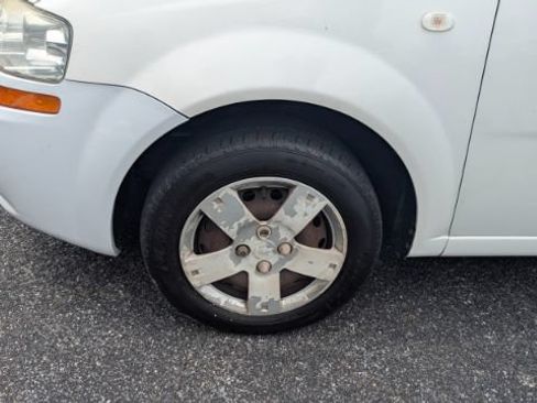 Used 2006 Chevrolet Aveo LS FWD image 9