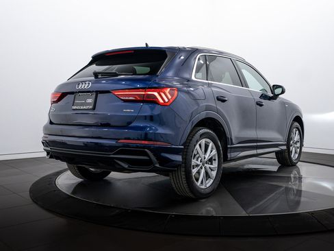 Certified 2022 Audi Q3 2.0T Premium w/ Convenience Package image 4