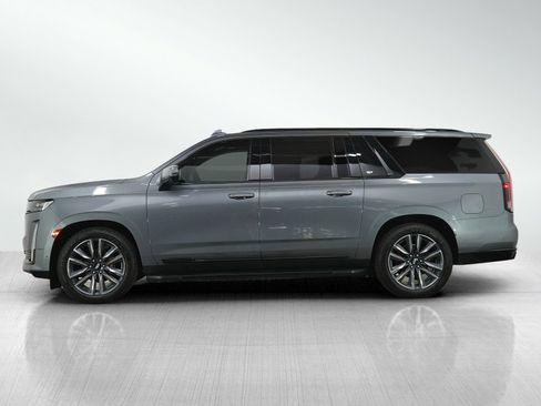 Used 2022 Cadillac Escalade ESV Sport w/ Touring Package AWD/4WD image 2