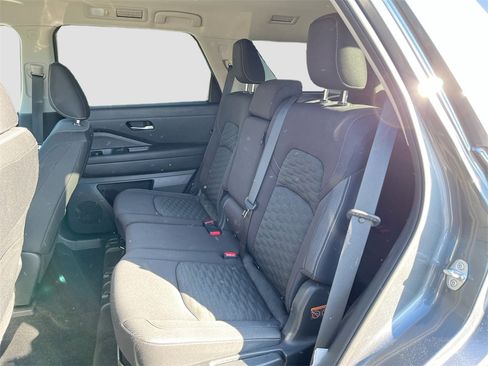 Certified 2022 Nissan Pathfinder SV image 22