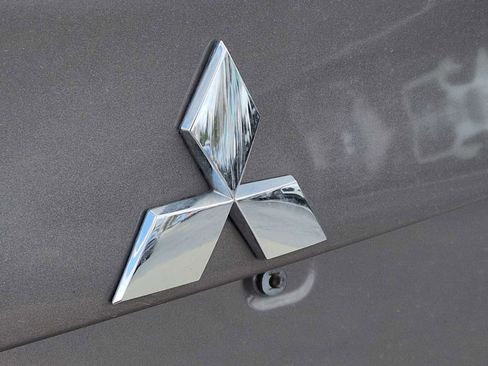 Used 2017 Mitsubishi Outlander Sport SE FWD image 13