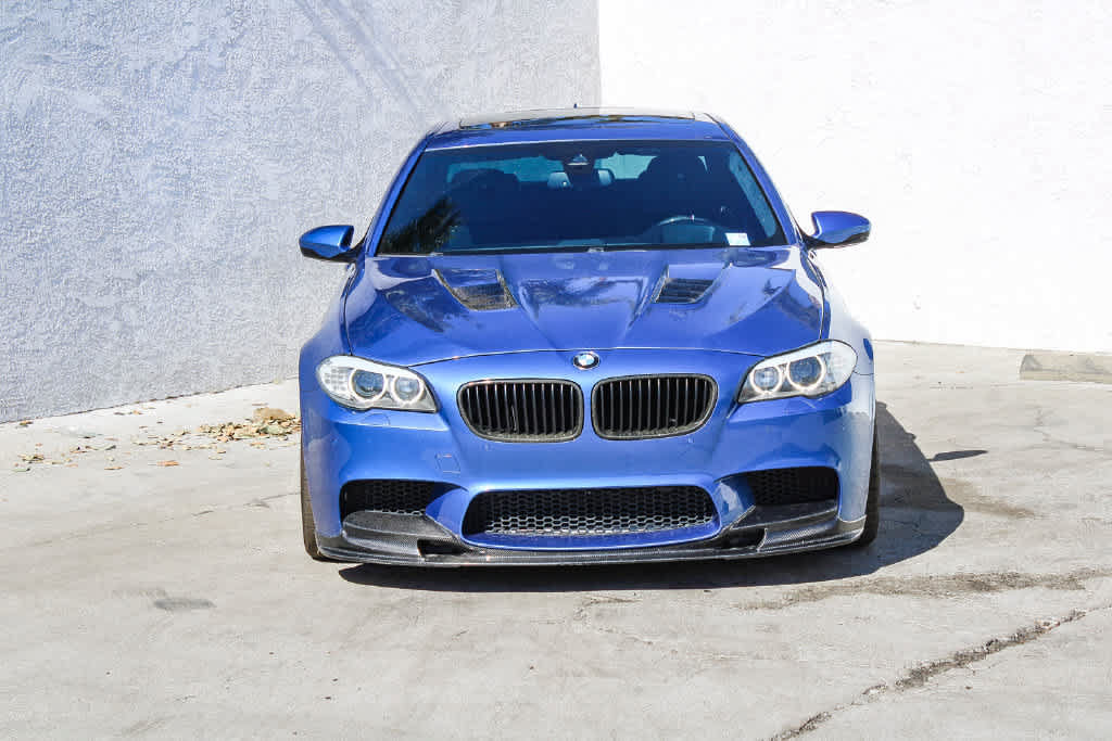 Used 2013 BMW M5 RWD image 2