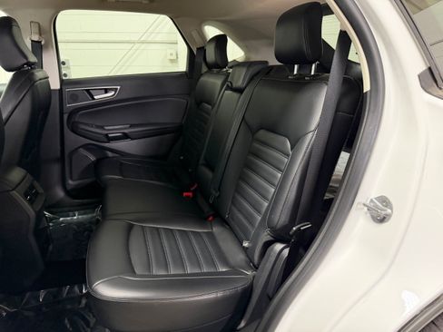 Certified 2024 Ford Edge SEL AWD/4WD image 10