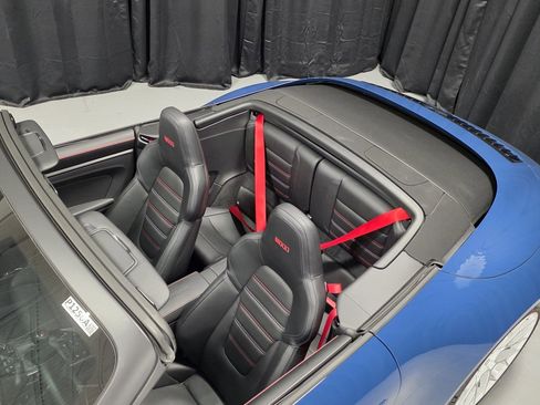 Certified 2023 Porsche 911 Carrera GTS image 25