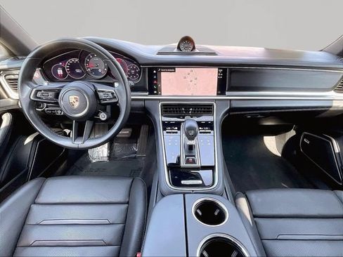 Used 2023 Porsche Panamera Platinum Edition w/ Assistance Package RWD image 9