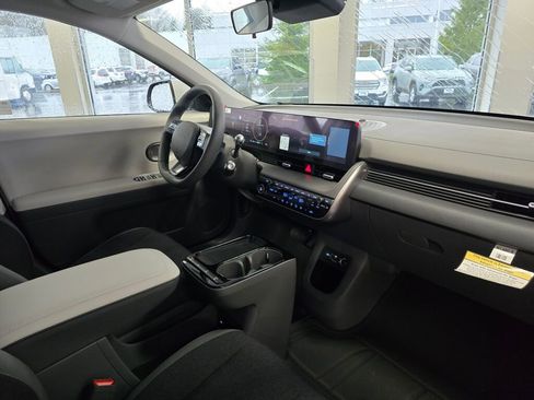 New 2026 Hyundai Ioniq 5 SE image 33