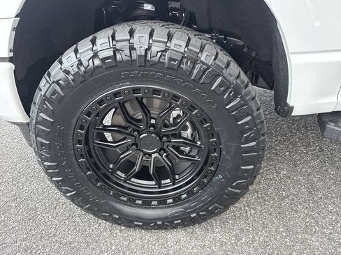 New 2026 Ford F150 XLT w/ FX4 Off-Road Package AWD/4WD image 11