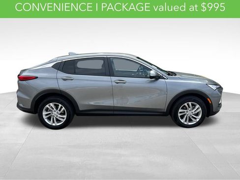 Certified 2025 Buick Envista Preferred w/ Convenience I Package FWD image 3