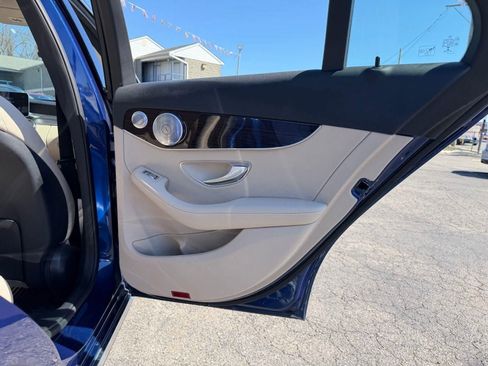 Used 2021 Mercedes-Benz C 300 4MATIC Sedan image 16