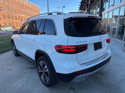 New 2026 Mercedes-Benz GLB 250 4MATIC image 6